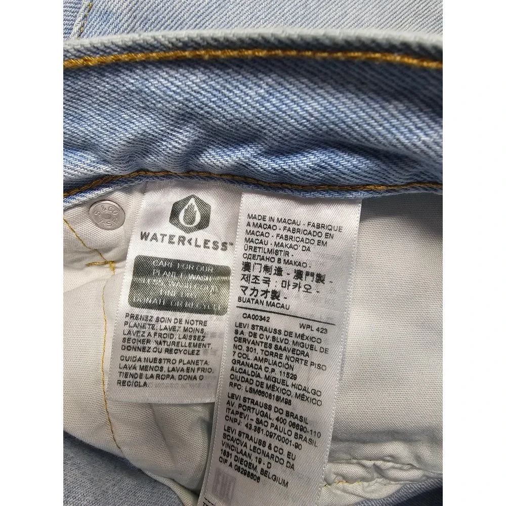 Levis 501 Original Fit Jeans Light Wash Straight Leg Denim Blue Mens 32x31 - Picture 10 of 11